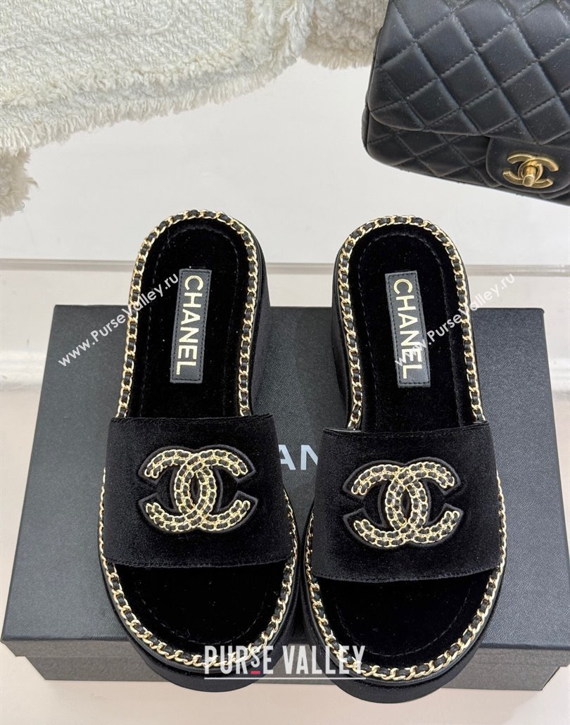 Chanel Velvet Wedge Slides Sandal with Chain CC Black 2025 CH030403 (MD-250304061)