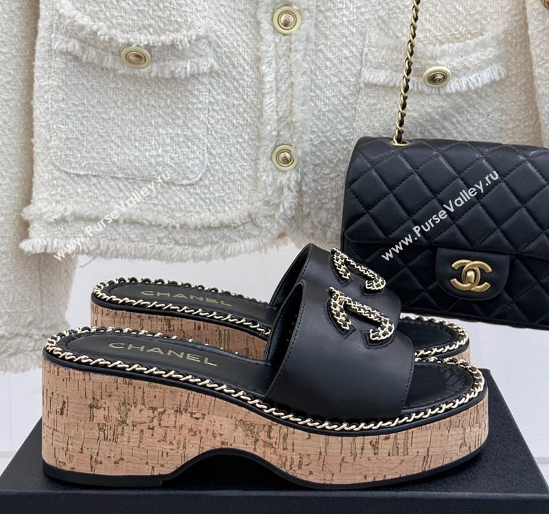 Chanel Calfskin Wedge Slides Sandal with Chain CC Black 2025 CH030403 (MD-250304063)