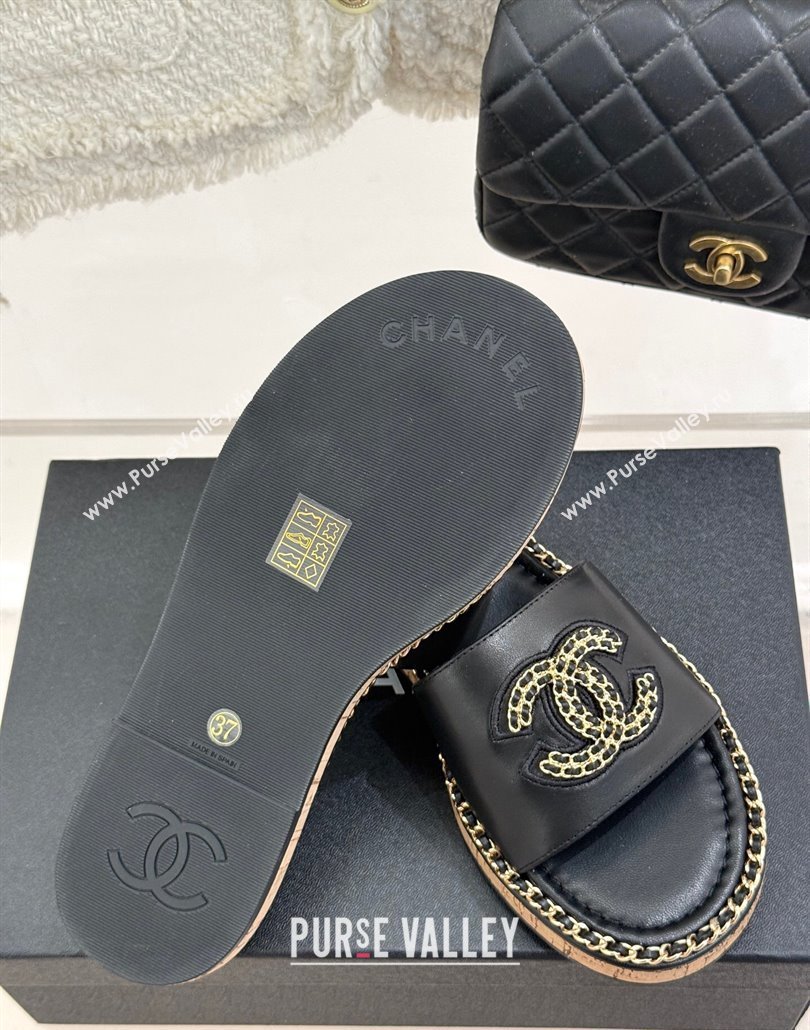 Chanel Calfskin Flat Slides Sandal with Chain CC Black 2025 CH030403 (MD-250304070)