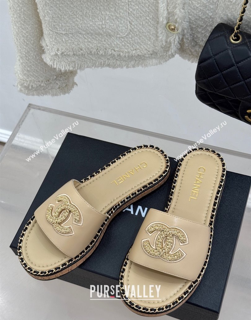 Chanel Calfskin Flat Slides Sandal with Chain CC Beige 2025 CH030403 (MD-250304071)