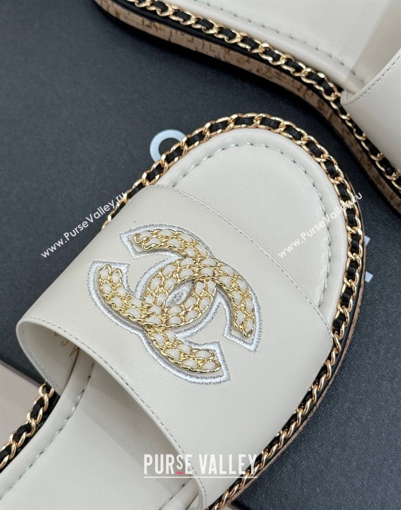 Chanel Calfskin Flat Slides Sandal with Chain CC White 2025 CH030403 (MD-250304072)