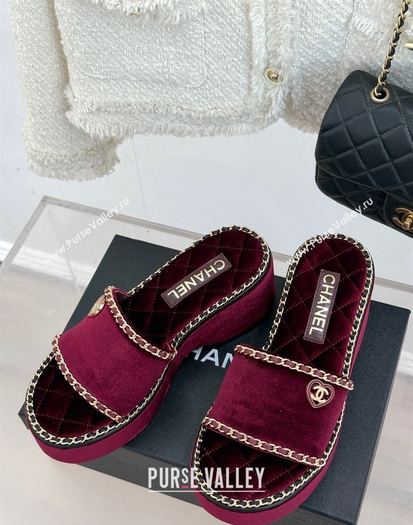 Chanel Velvet Wedge Slides Sandal with Chain and Heart Dark Burgundy 2025 CH030402 (MD-250304014)