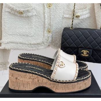 Chanel Calfskin Wedge Slides Sandal with Chain and Heart White 2025 CH030402 (MD-250304017)