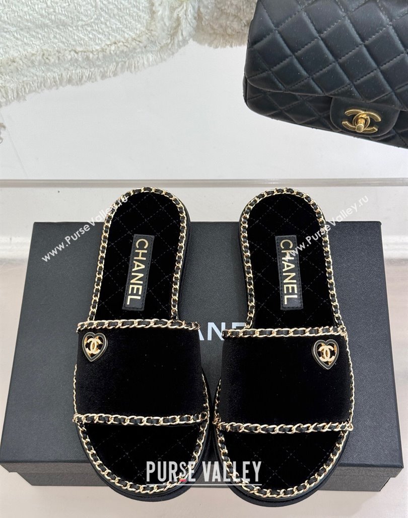 Chanel Velvet Flat Slides Sandal with Chain and Heart Black 2025 CH030402 (MD-250304018)