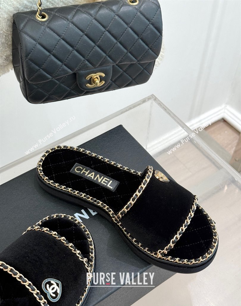 Chanel Velvet Flat Slides Sandal with Chain and Heart Black 2025 CH030402 (MD-250304018)