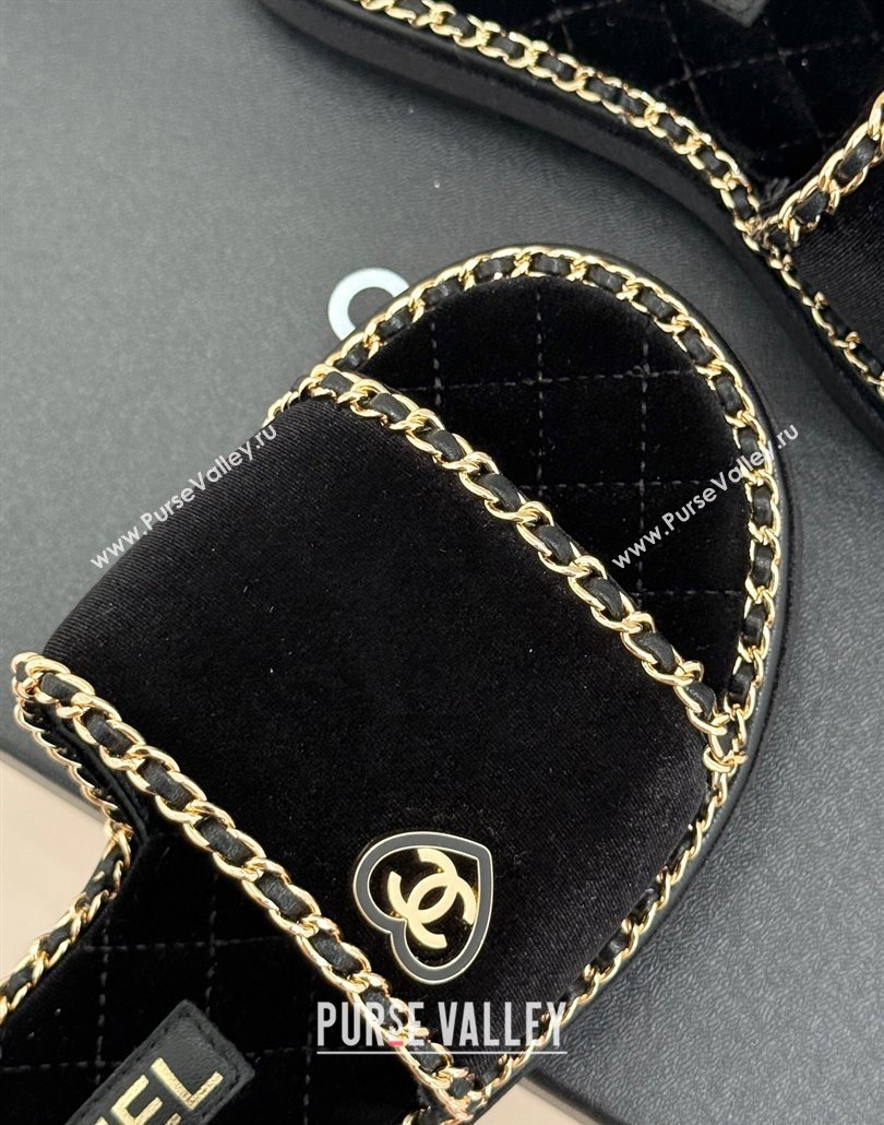 Chanel Velvet Flat Slides Sandal with Chain and Heart Black 2025 CH030402 (MD-250304018)