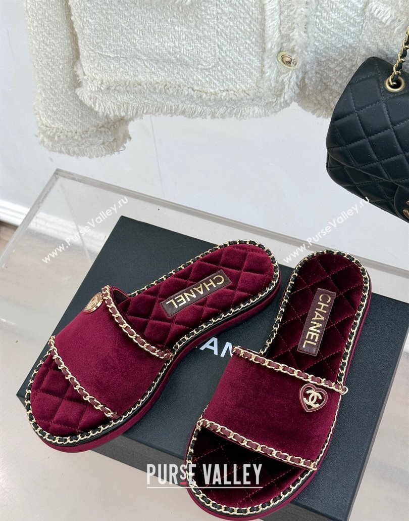 Chanel Velvet Flat Slides Sandal with Chain and Heart Dark Burgundy 2025 CH030402 (MD-250304019)