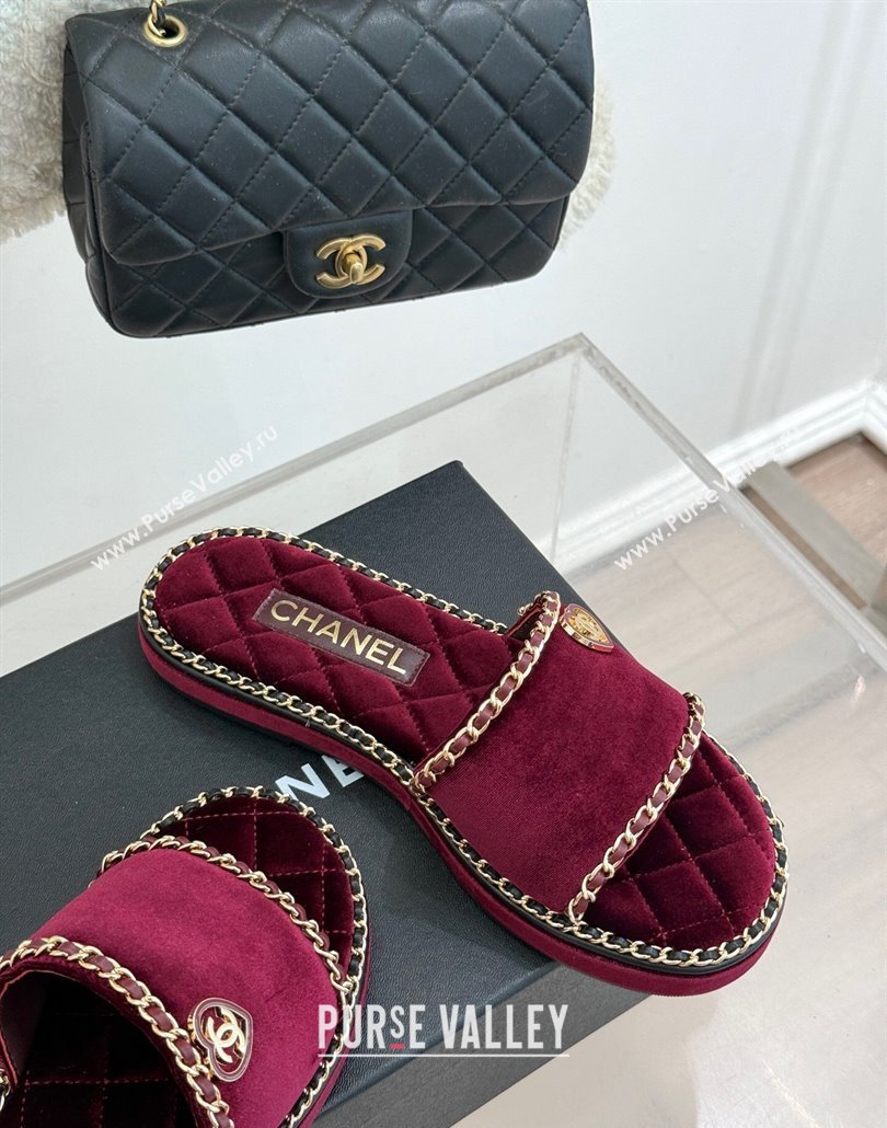 Chanel Velvet Flat Slides Sandal with Chain and Heart Dark Burgundy 2025 CH030402 (MD-250304019)