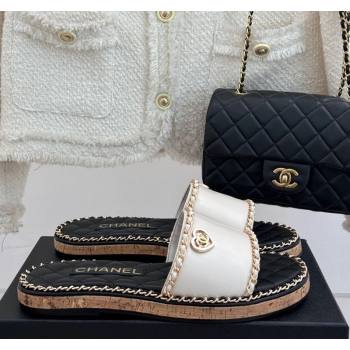 Chanel Calfskin Flat Slides Sandal with Chain and Heart White 2025 CH030402 (MD-250304022)