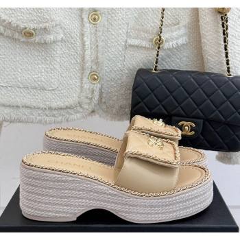 Chanel Lambskin Wedge Slides Sandal with Foldover and Chain Beige 2025 CH030404 (MD-250304086)