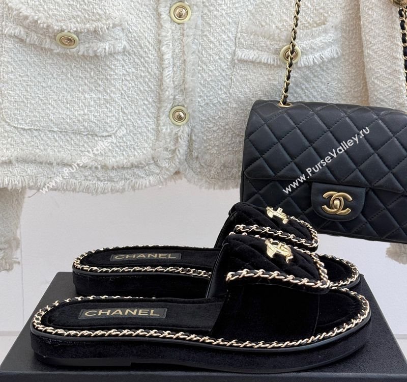 Chanel Velvet Flat Slides Sandal with Foldover and Chain Black 2025 CH030404 (MD-250304091)