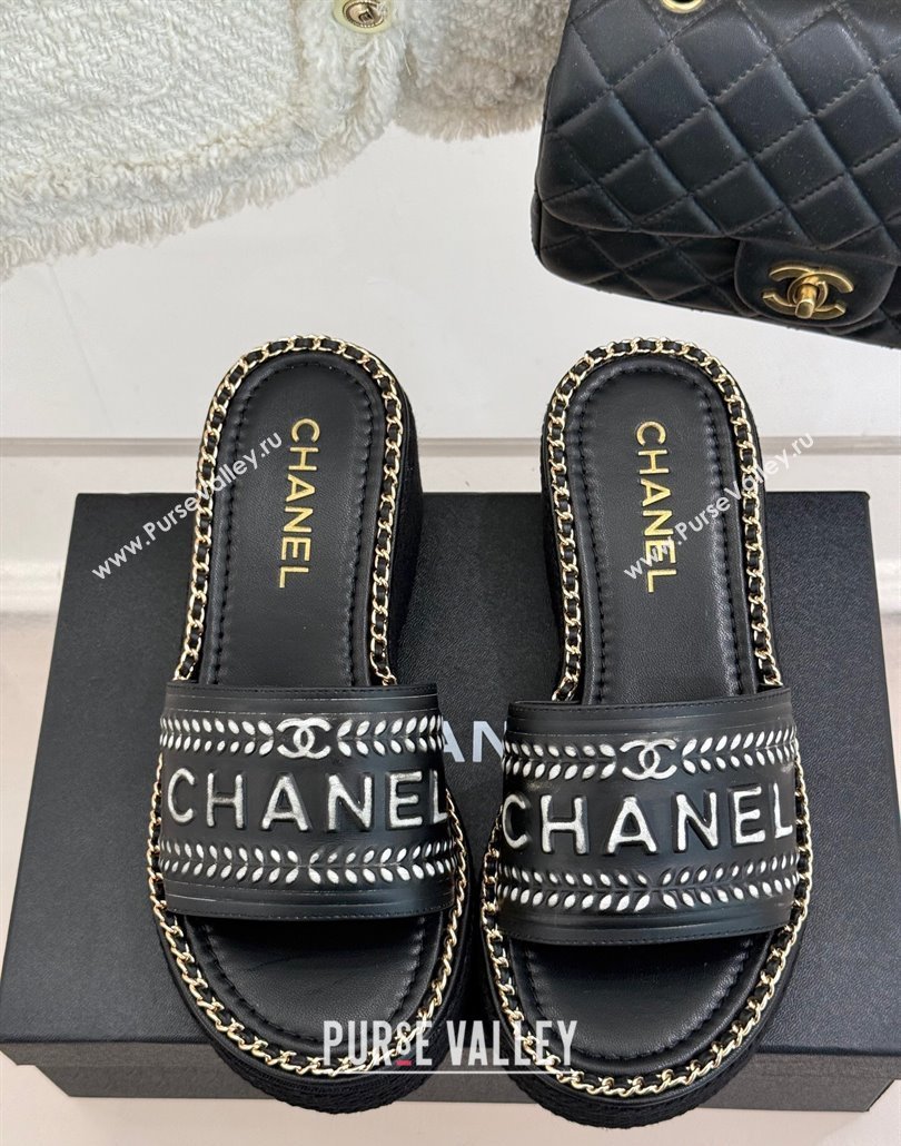 Chanel Calfskin Wedge Slides Sandal with Chain Black2 2025 CH030405 (MD-250304098)
