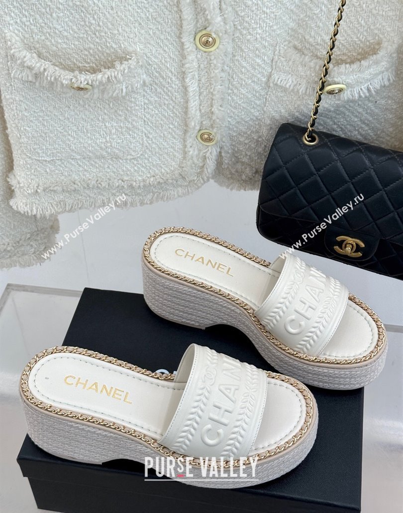 Chanel Calfskin Wedge Slides Sandal with Chain White 2025 CH030405 (MD-250304101)