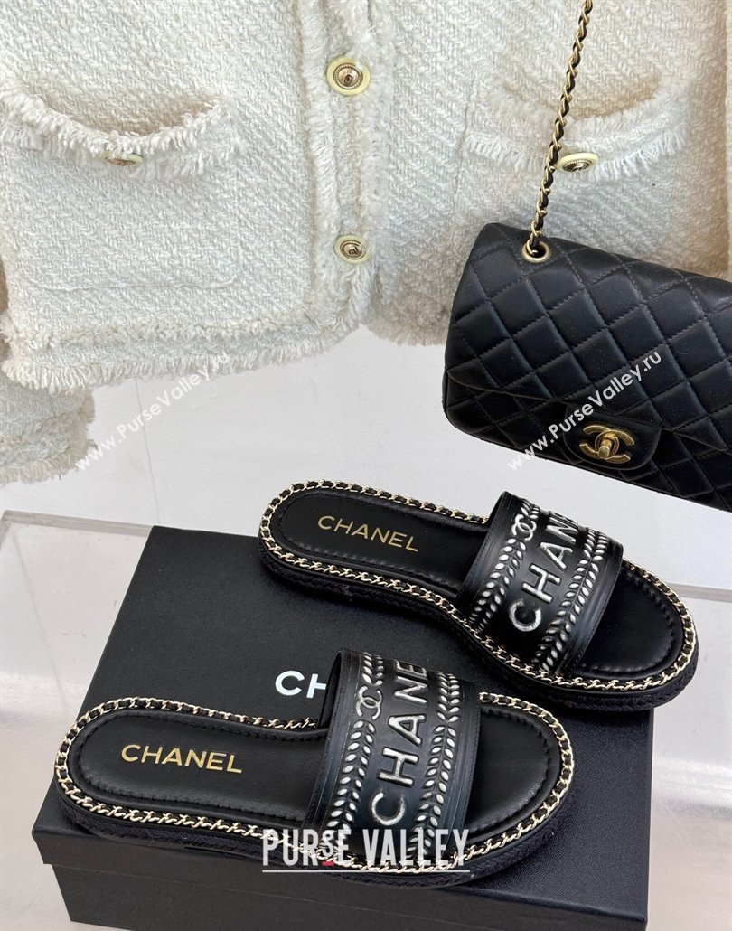 Chanel Calfskin Flat Slides Sandal with Chain Black2 2025 CH030405 (MD-250304106)