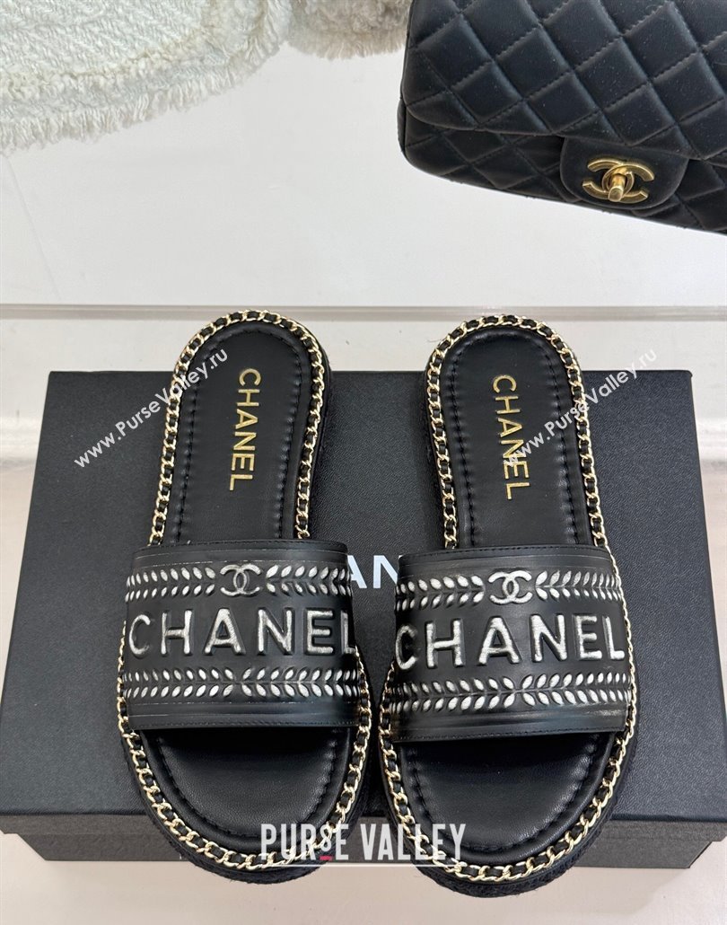 Chanel Calfskin Flat Slides Sandal with Chain Black2 2025 CH030405 (MD-250304106)