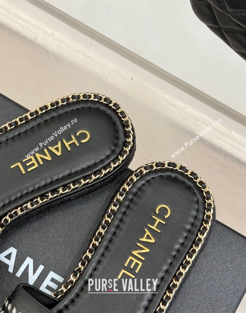 Chanel Calfskin Flat Slides Sandal with Chain Black2 2025 CH030405 (MD-250304106)