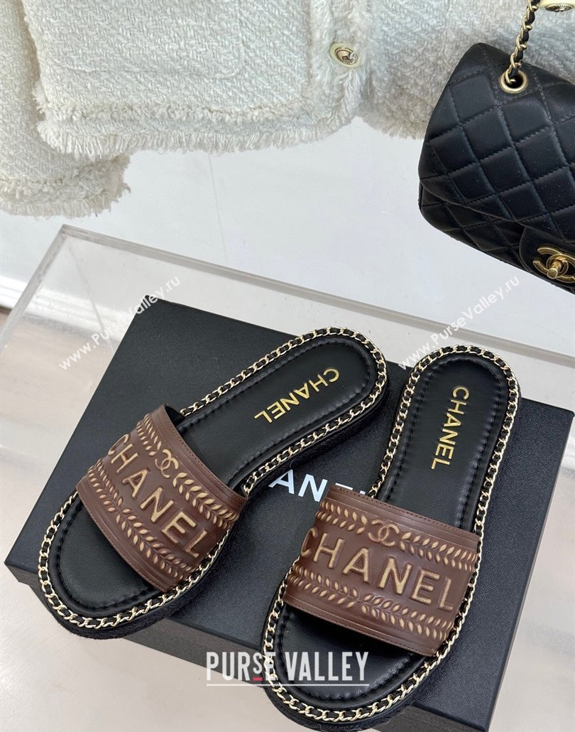 Chanel Calfskin Flat Slides Sandal with Chain Brown 2025 CH030405 (MD-250304107)