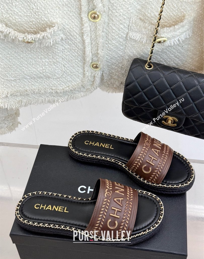 Chanel Calfskin Flat Slides Sandal with Chain Brown 2025 CH030405 (MD-250304107)