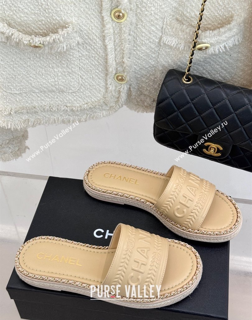 Chanel Calfskin Flat Slides Sandal with Chain Beige 2025 CH030405 (MD-250304108)