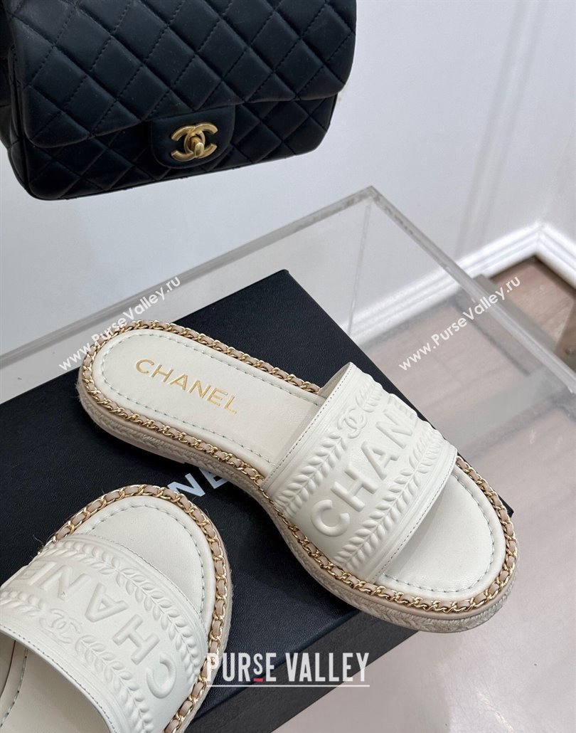 Chanel Calfskin Flat Slides Sandal with Chain White 2025 CH030405 (MD-250304109)