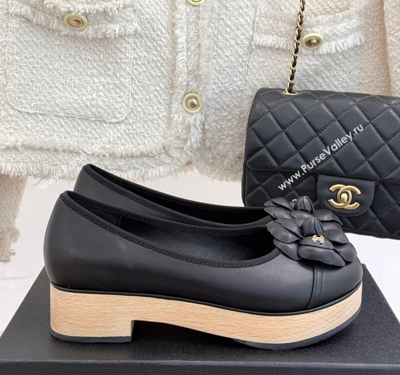 Chanel Calfskin Wood-Like Loafers 4cm with Camellia Bloom Black2 2025 CH030305 (MD-250303046)
