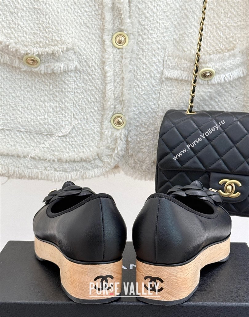 Chanel Calfskin Wood-Like Loafers 4cm with Camellia Bloom Black2 2025 CH030305 (MD-250303046)