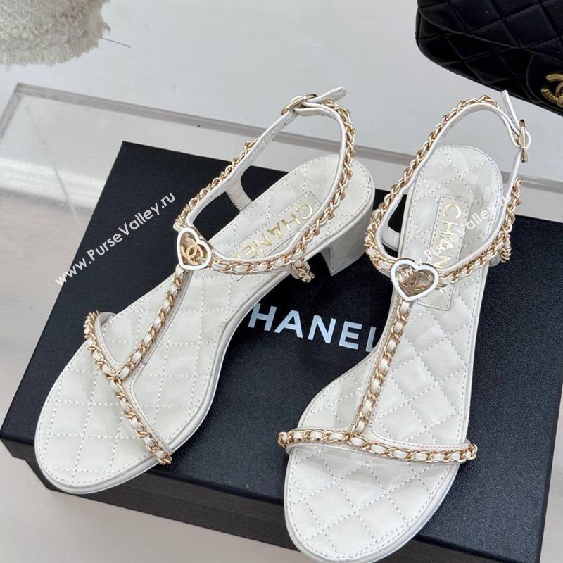 Chanel Lambskin Heel Sandals 4.5cm with Chain and Heart G46109 White 2025 (KL-250304038)