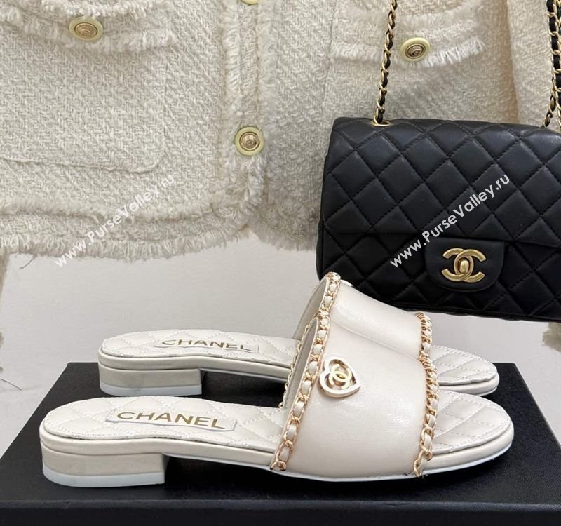 Chanel Lambskin Flat Slides Sandal with Chain and Heart G46109 White 2025 (KL-250304054)