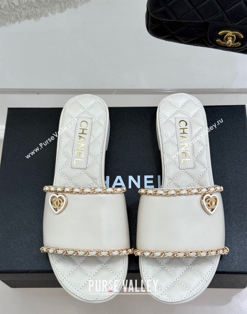 Chanel Lambskin Flat Slides Sandal with Chain and Heart G46109 White 2025 (KL-250304054)
