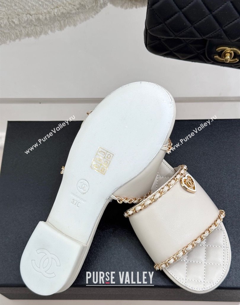 Chanel Lambskin Flat Slides Sandal with Chain and Heart G46109 White 2025 (KL-250304054)