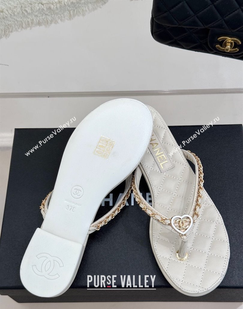 Chanel Lambskin Flat Thong Slide Sandal with Chain and Heart G46109 White 2025 (KL-250304056)