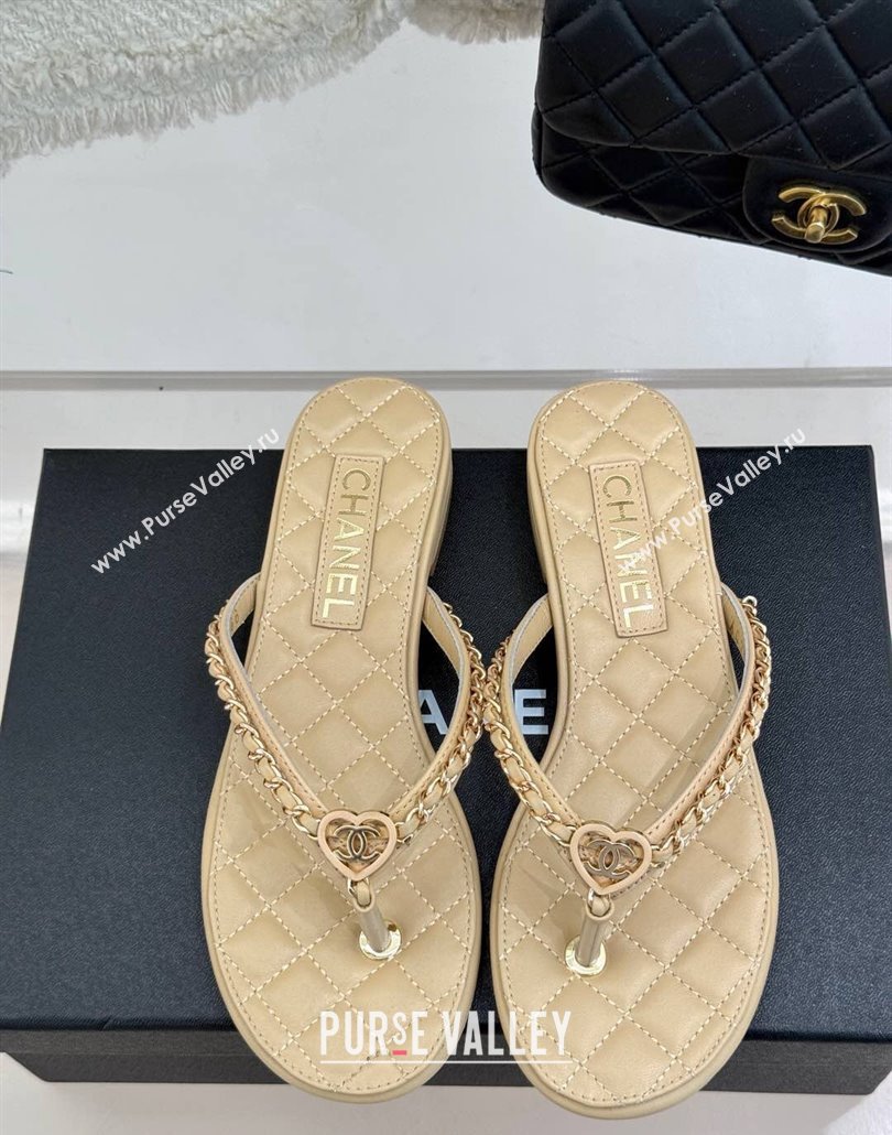 Chanel Lambskin Flat Thong Slide Sandal with Chain and Heart G46109 Beige 2025 (KL-250304057)