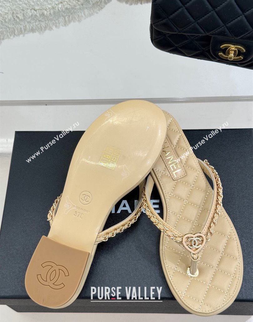 Chanel Lambskin Flat Thong Slide Sandal with Chain and Heart G46109 Beige 2025 (KL-250304057)