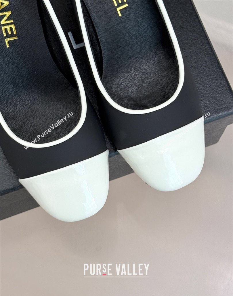 Chanel Calfskin Patent Pumps with Chain Black 2025 CH030501 (KL-250305008)