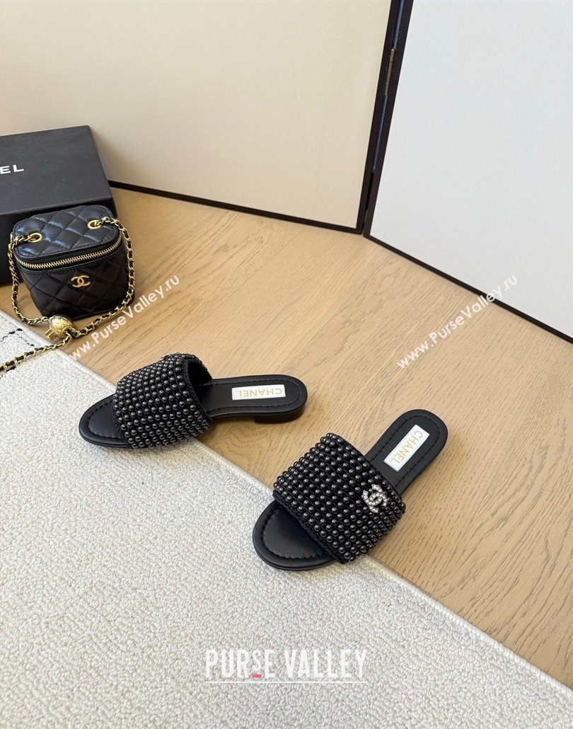 Chanel Pearls Flat Slides Sandal Black 2025 CH030302 (MD-250303004)