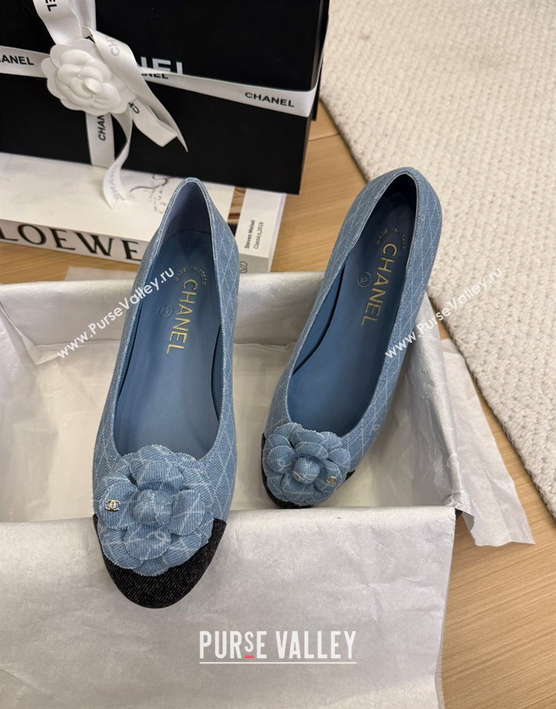 Chanel Quilted Denim Ballet Flats with Camellia Bloom Charm Light Blue 2025 CH101716 (MD-250415143)