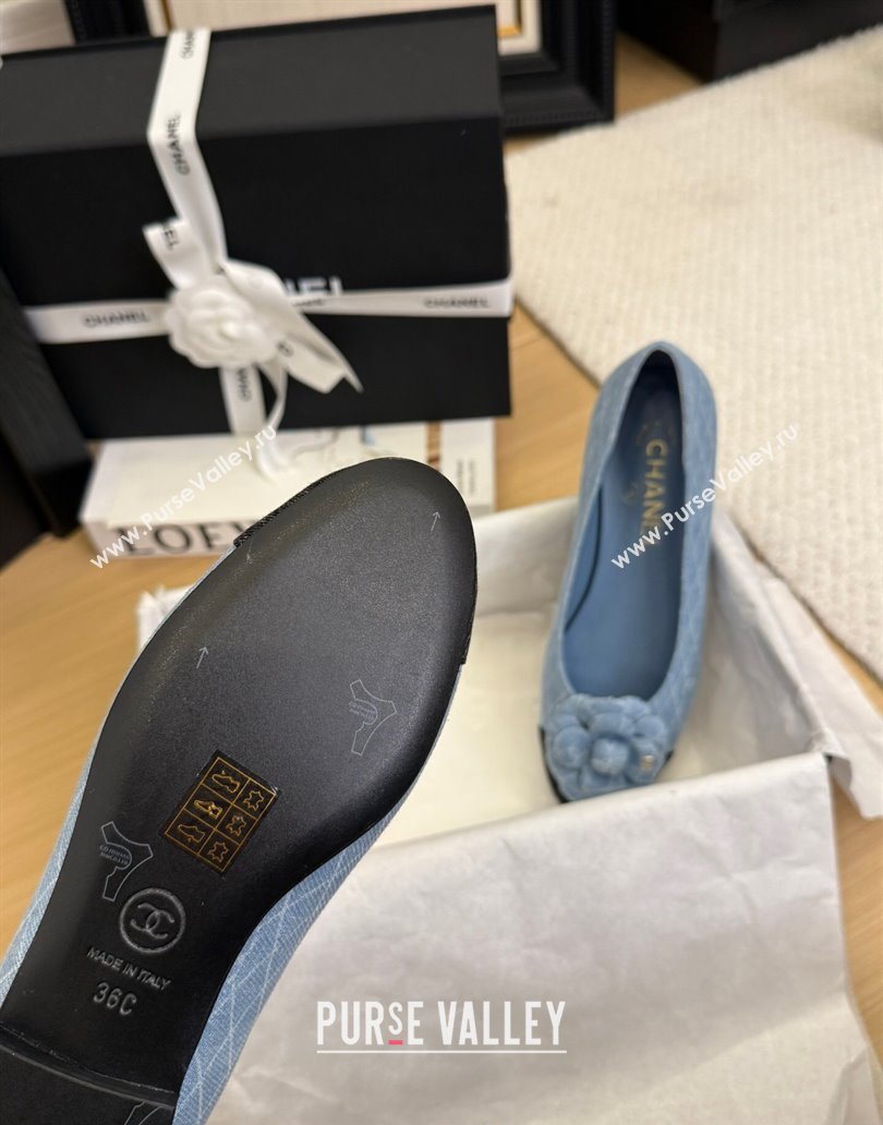 Chanel Quilted Denim Ballet Flats with Camellia Bloom Charm Light Blue 2025 CH101716 (MD-250415143)
