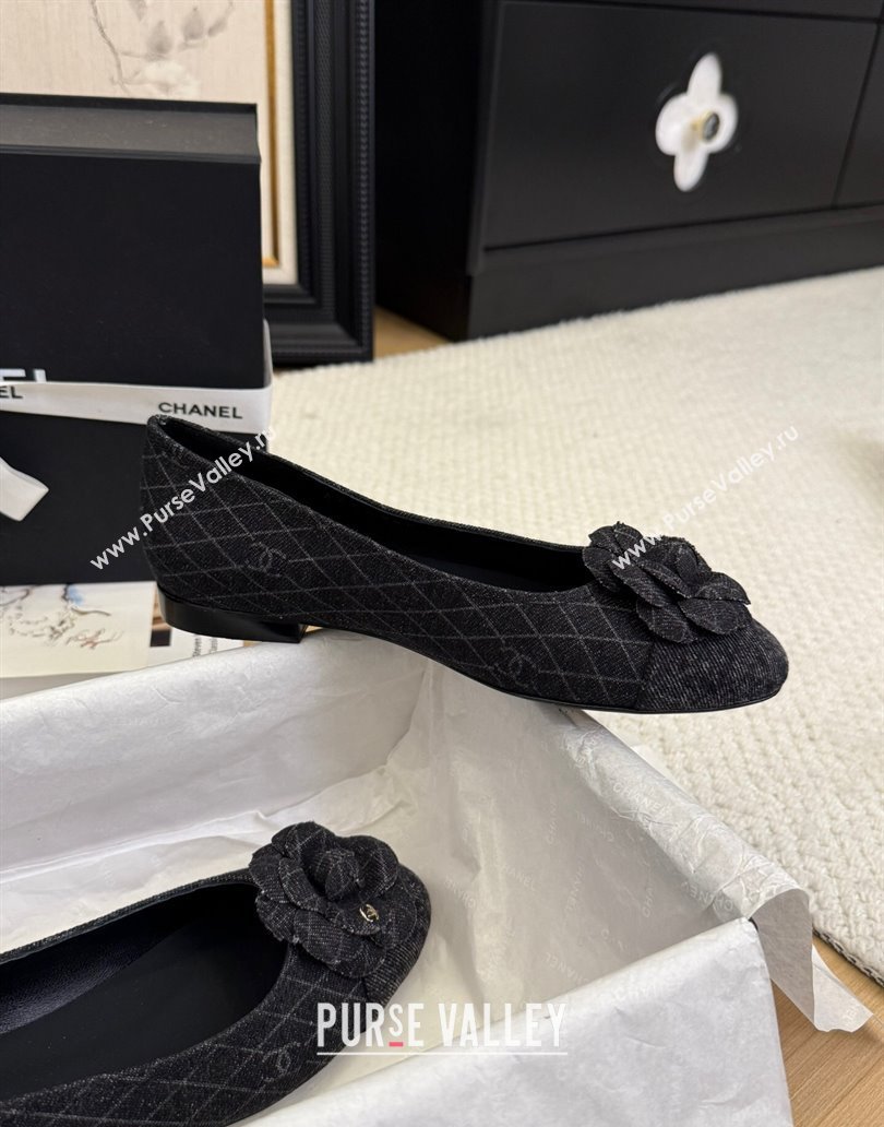Chanel Quilted Denim Ballet Flats with Camellia Bloom Charm Black 2025 CH101716 (MD-250415144)