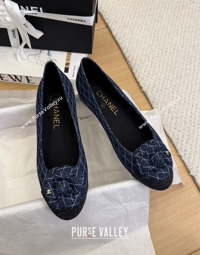 Chanel Quilted Denim Ballet Flats with Camellia Bloom Charm Dark Blue 2025 CH101716 (MD-250415145)