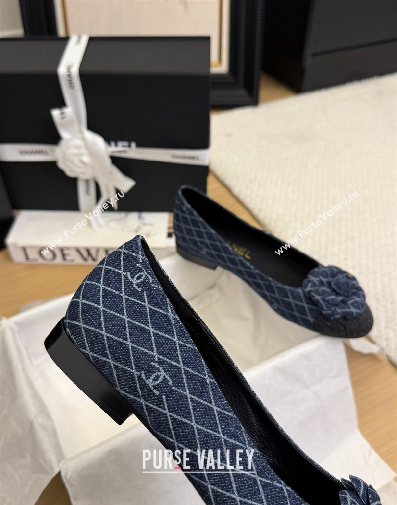 Chanel Quilted Denim Ballet Flats with Camellia Bloom Charm Dark Blue 2025 CH101716 (MD-250415145)