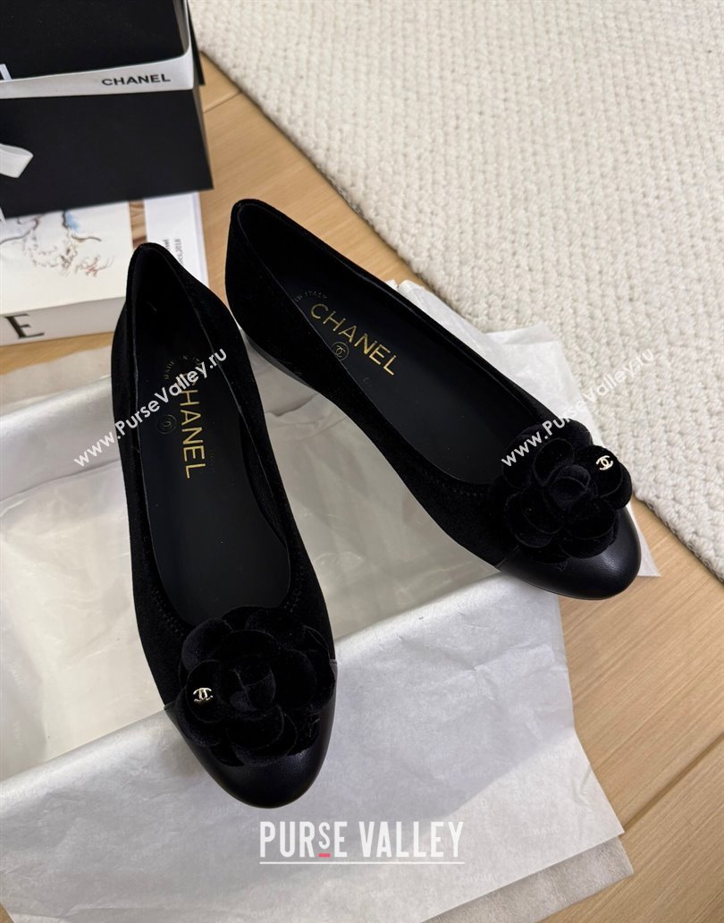 Chanel Velvet Ballet Flats with Camellia Bloom Charm Black 2025 CH101716 (MD-250415147)