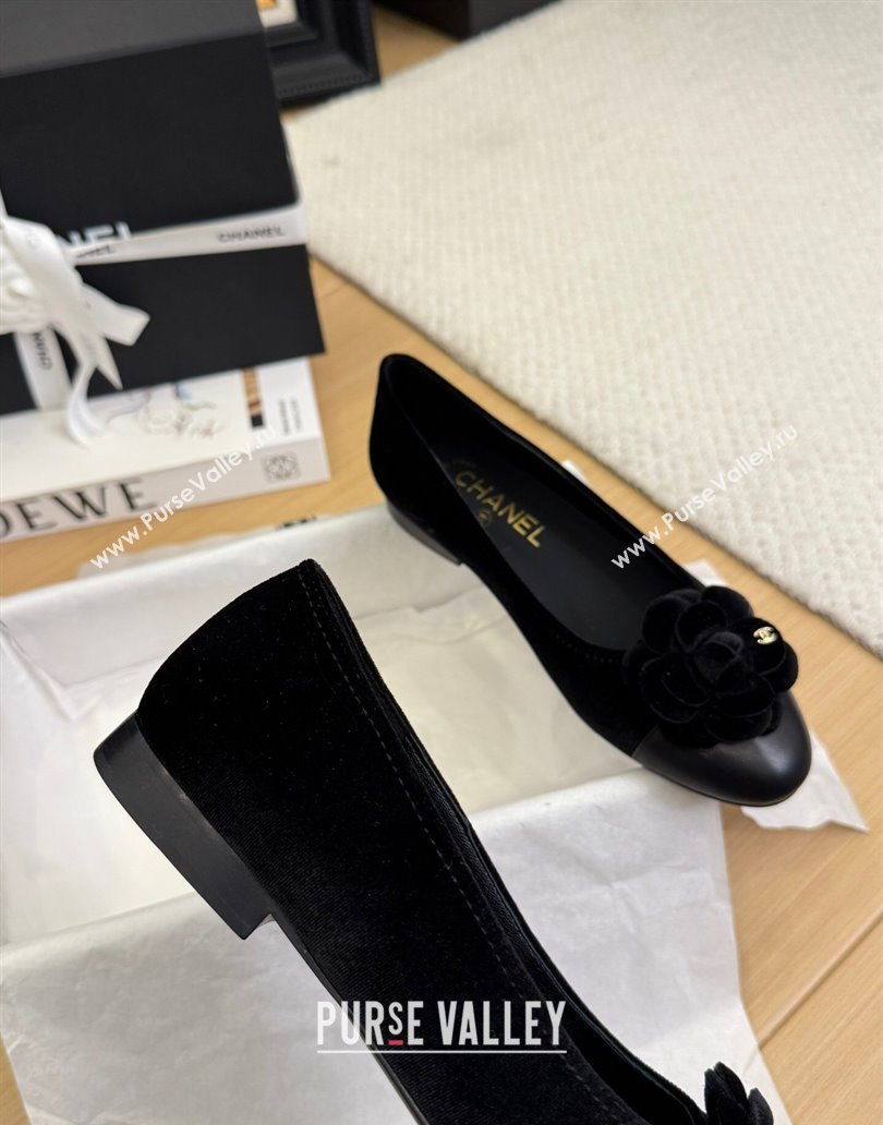 Chanel Velvet Ballet Flats with Camellia Bloom Charm Black 2025 CH101716 (MD-250415147)