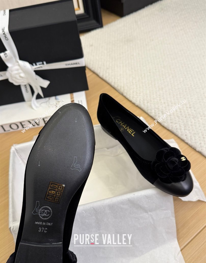 Chanel Velvet Ballet Flats with Camellia Bloom Charm Black 2025 CH101716 (MD-250415147)