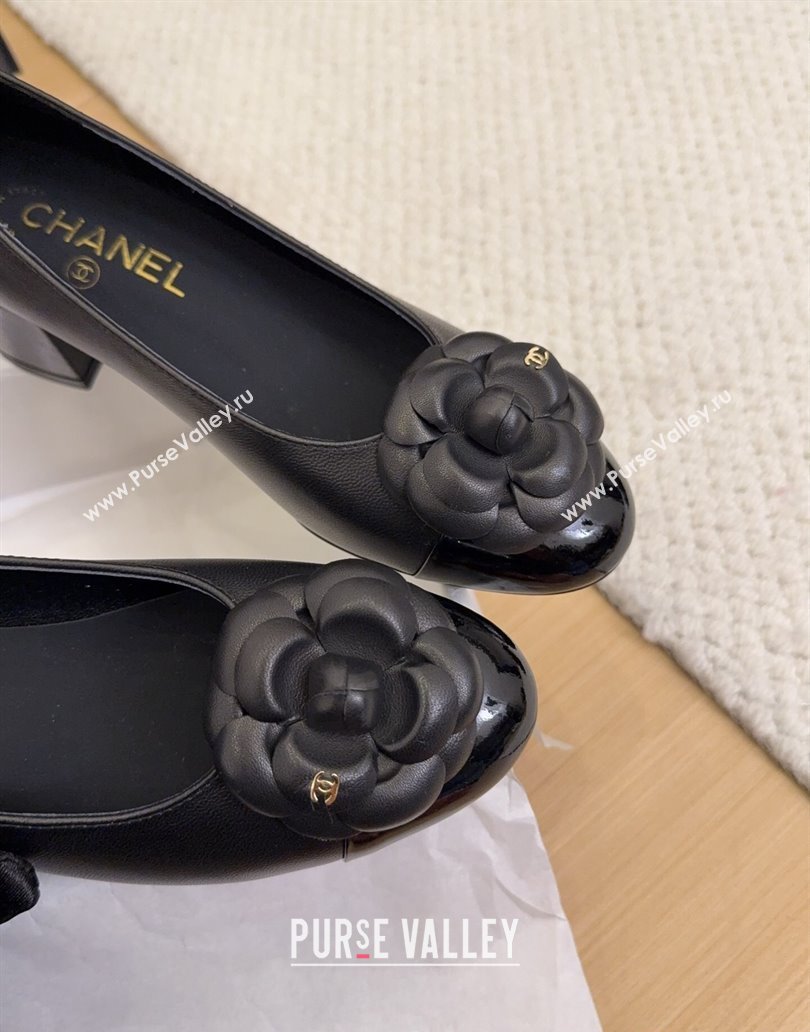 Chanel Lambskin Patent Calfskin Pumps with Camellia Bloom Charm Black 2025 CH101716 (MD-250415153)