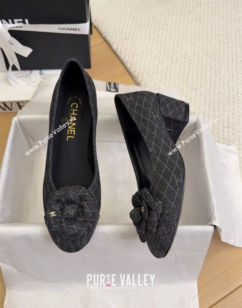 Chanel Quilted Denim Pumps with Camellia Bloom Charm Black 2025 CH101716 (MD-250415158)