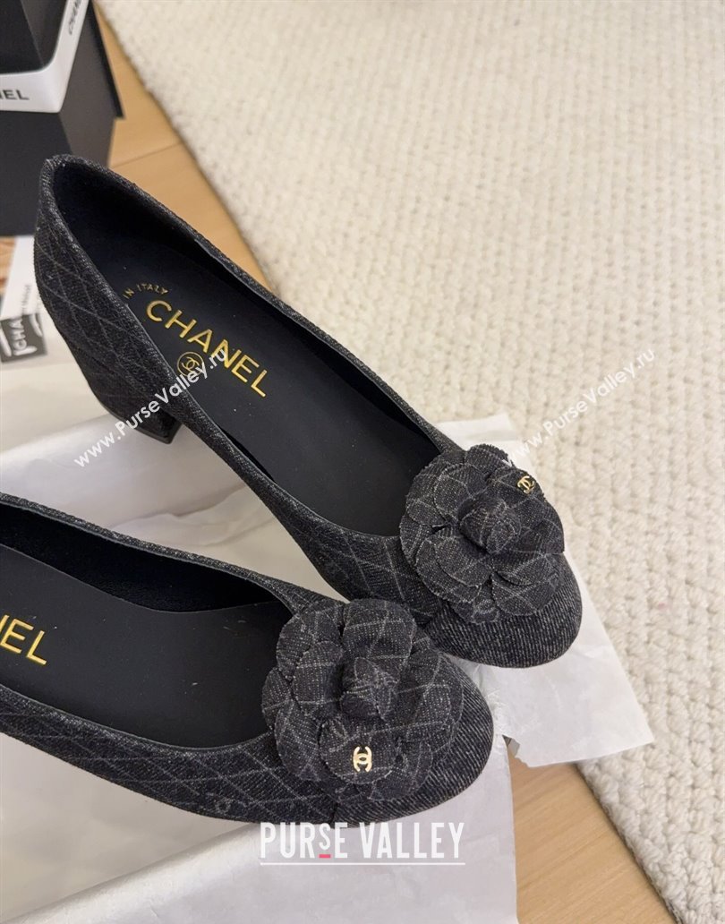 Chanel Quilted Denim Pumps with Camellia Bloom Charm Black 2025 CH101716 (MD-250415158)