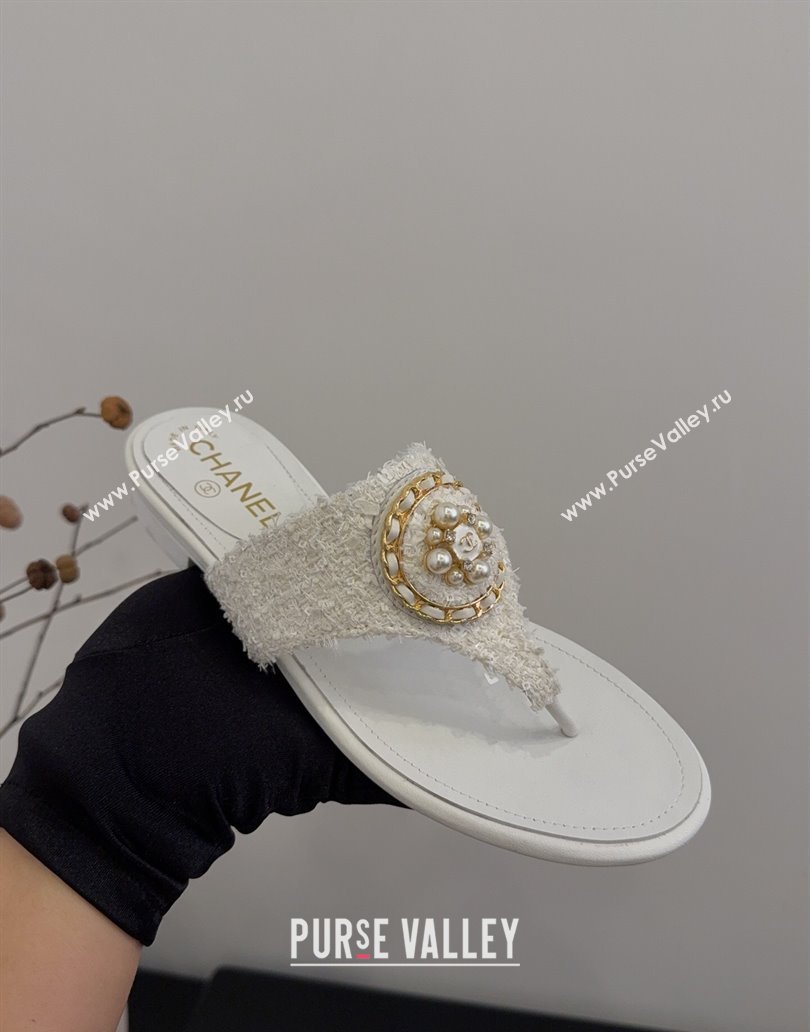 Chanel Tweed Flat Slide Sandals with Circle Charm White 2025 CH041603 (MD-250416028)