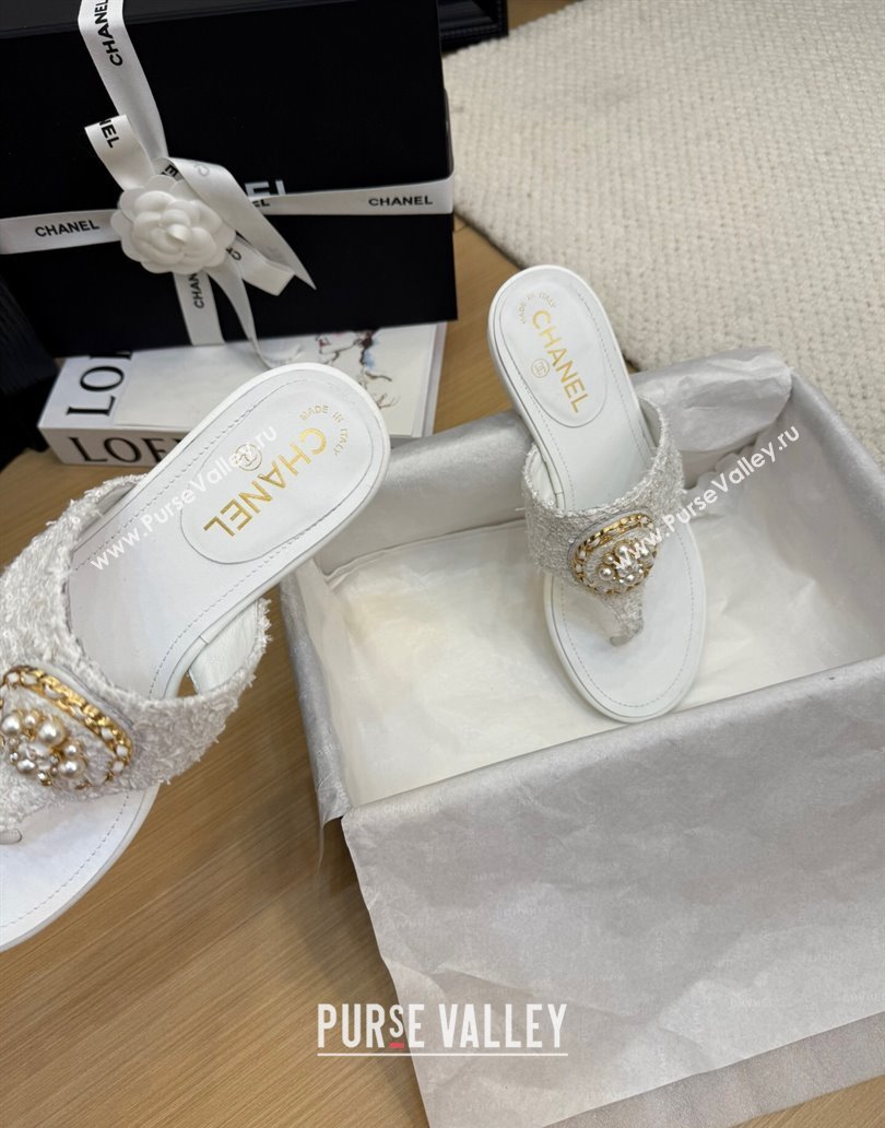 Chanel Tweed Flat Slide Sandals with Circle Charm White 2025 CH041603 (MD-250416028)
