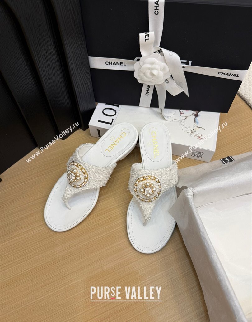 Chanel Tweed Flat Slide Sandals with Circle Charm White 2025 CH041603 (MD-250416028)