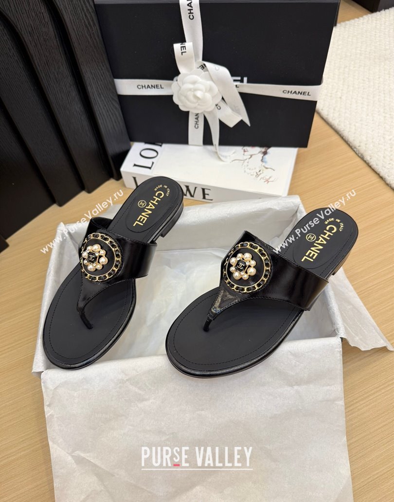 Chanel Calfskin Flat Slide Sandals with Circle Charm Black 2025 CH041603 (MD-250416030)